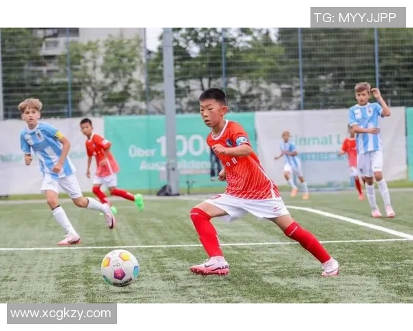 足球明星在中国的名字及其背后的文化故事与影响力探讨